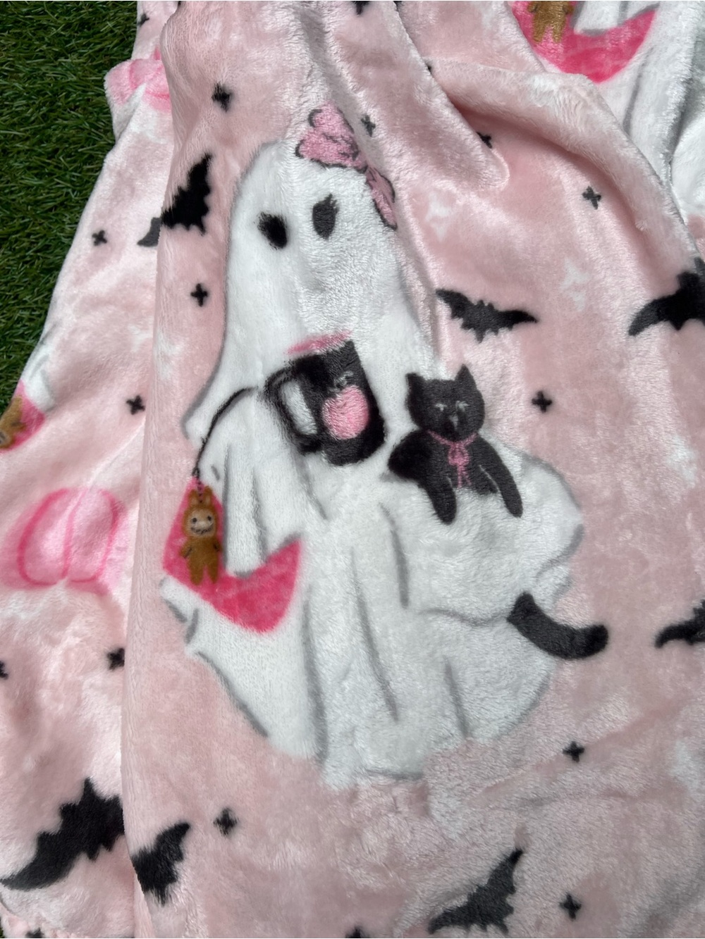PINK HALLOWEEN PLUSH THROW WITH A GHOST & HER CAT, DRINK AND PURSE W/ LABUBU